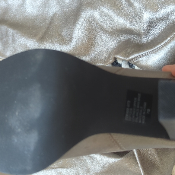 Colin Stuart Pewter Boots - Picture 2 of 2